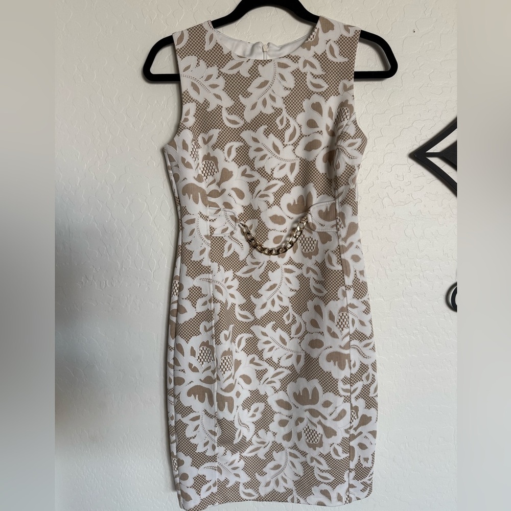 ENFOCUS STUDIO Sleeveless Dress with Gold Chain Detail - 4